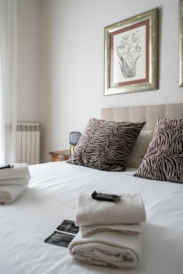 Amama Apartment By People Rentals Bilbao Esterno foto